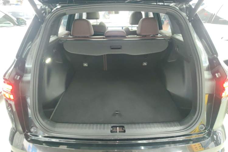 Used Geely Auto Monjaro L 2021 2.0TD DCT EVO Two-Wheel Drive Prestige Version