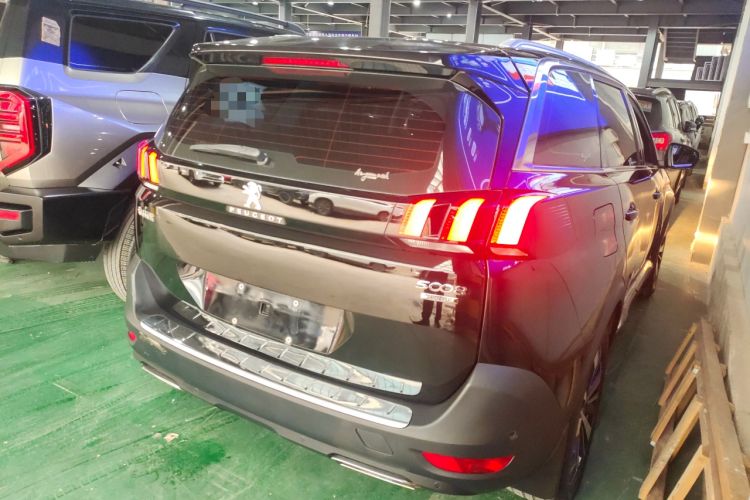 Used Peugeot 5008 2017 380THP 7-Seater Luxury Edition Rear Right 45 Deg