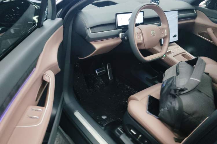 Used Nio ES8 2023 75 kWh
