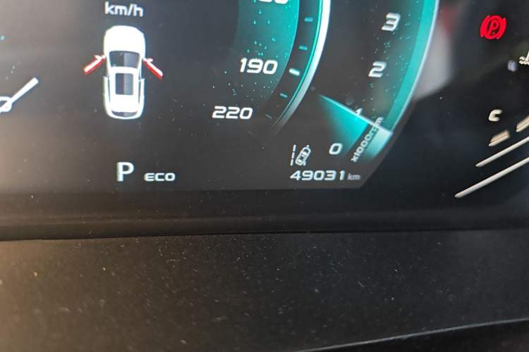 Used CHANGAN OSHAN X5 2021 1.5T DCT Flagship Edition Odometer Close Up