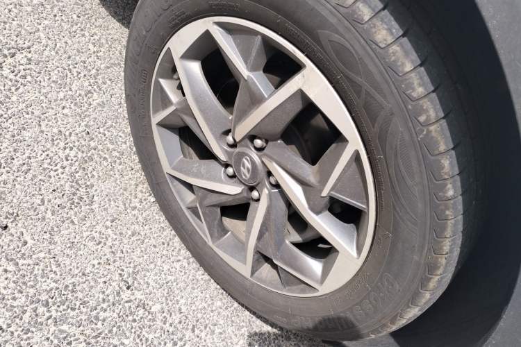 Used Hyundai Tucson 2019 280TGDi Dual-Clutch Two-Wheel Drive Fashion Edition China V Standard Right Front Wheel Hub