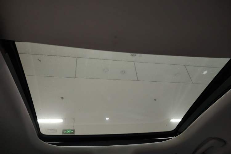 Used Ford Edge 2023 Ford Explorer L 2.0T EcoBoost Four-Wheel Drive 7-Seater Supreme Model