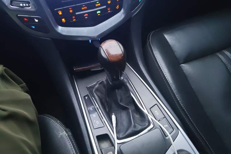 Used Cadillac SRX 2011 3.0L Flagship Edition
