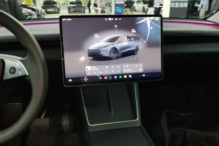 Used Tesla Model Y 2025 Rear-Wheel Drive First Edition
