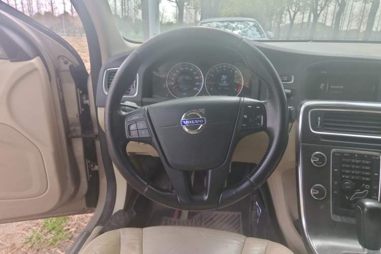 Used Volvo S60 2011 2.0T Comfort Edition