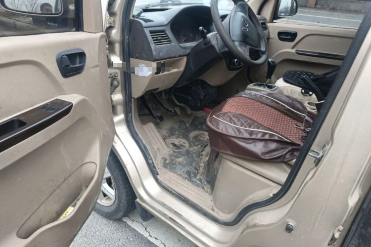 Used Wuling Rongguang 2014 1.5L S Standard Version