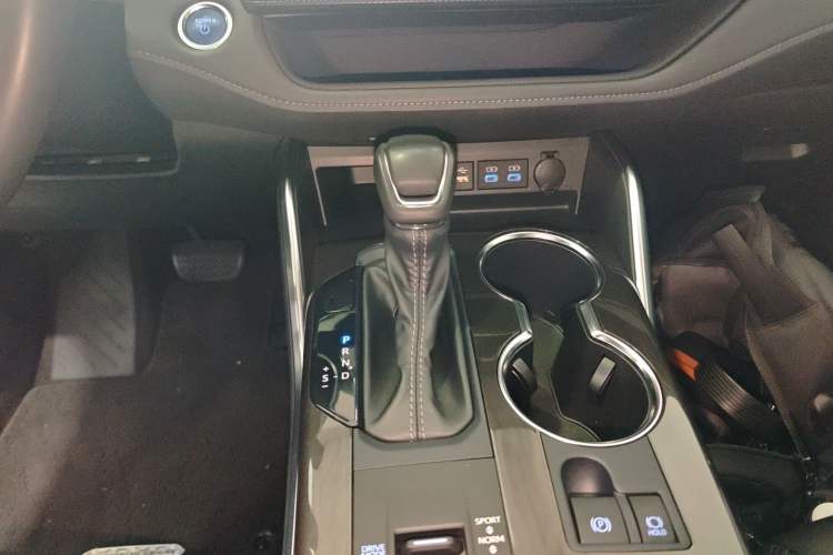 Used Toyota Crown Kluger 2021 2.5L HEV Four-Wheel Drive Premium Edition Gear Lever