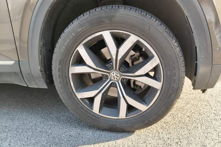 Used Volkswagen Teramont 2017 330TSI Two-Wheel-Drive Luxury Edition
