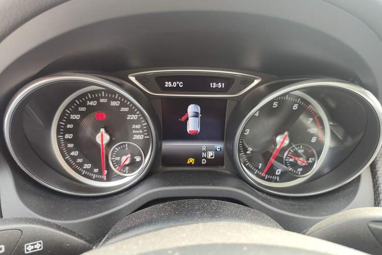 Used Mercedes-Benz GLA 2018 GLA 200 Fashion Model Instrument Cluster