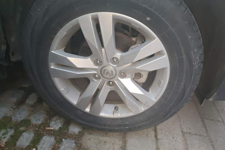 Used CHANGAN CS75 2014 1.8T Automatic Elite Version China V Standard
