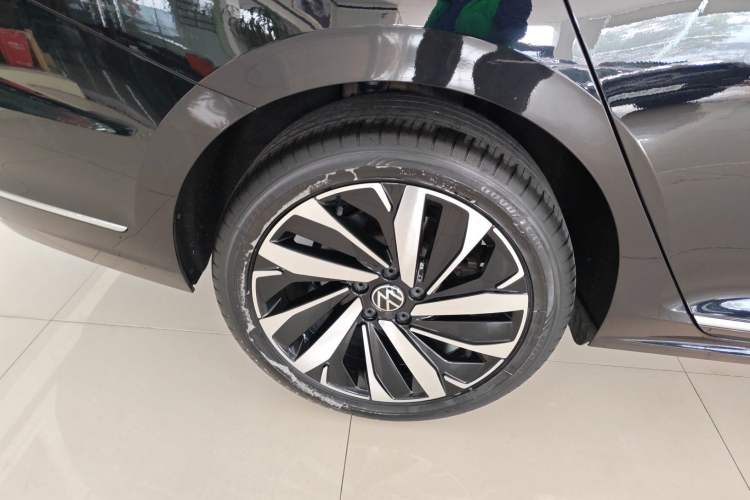 Used Volkswagen Passat 2022 330TSI Starry Luxury Edition