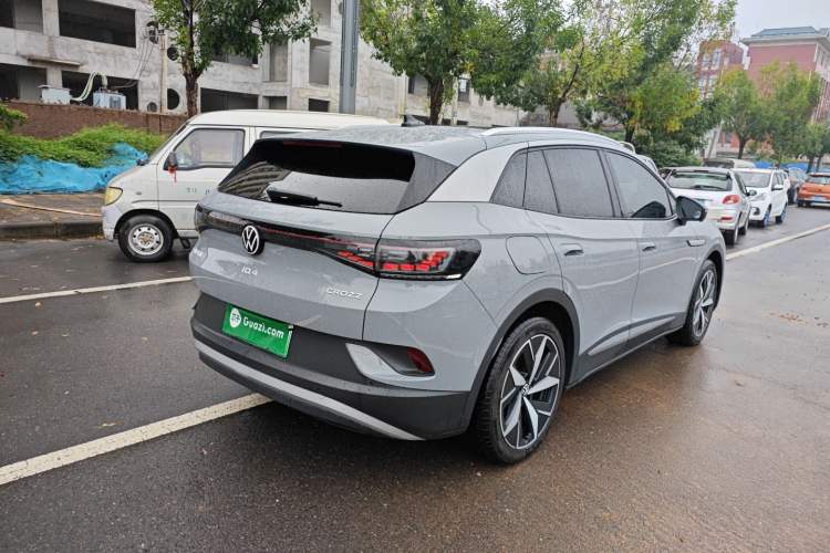 Used Volkswagen ID.4 CROZZ 2022 Long-Range PURE+ Edition
