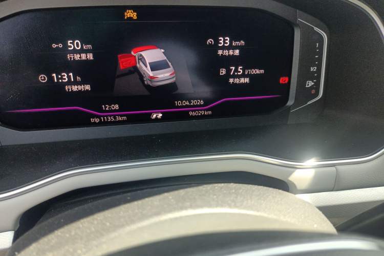 Used Volkswagen Bora 2023 280TSI DSG Prestige Edition Odometer Close Up