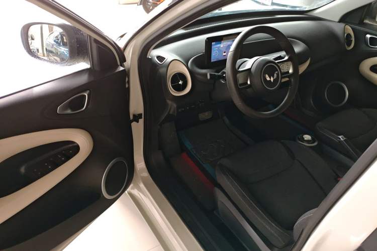 Used Wuling Bingo 2023 203km Light Edition Driver Seat