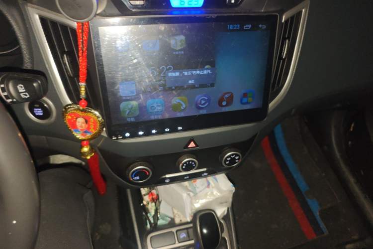 Used Hyundai ix25 2015 1.6L Automatic Two-Wheel Drive Smart GLS Trim Audio And AC Panel