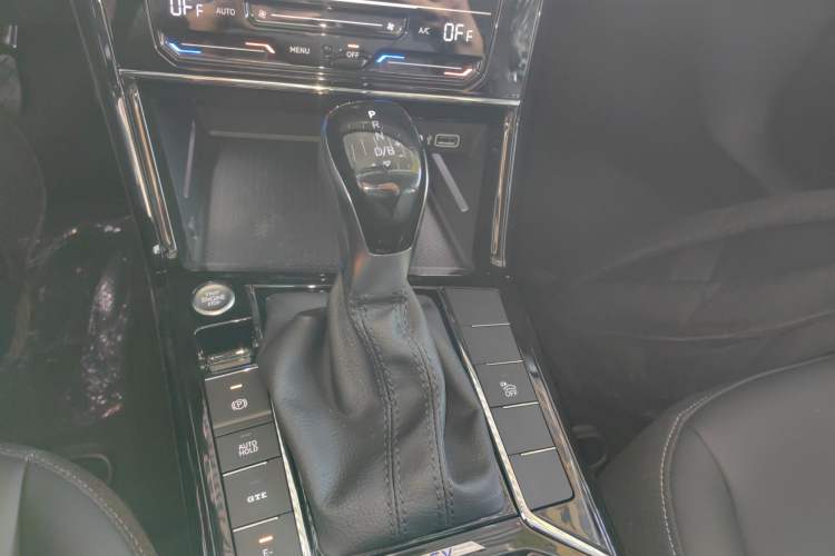 Used Volkswagen Passat New Energy 2025 430 PHEV Hybrid Business Edition Gear Lever