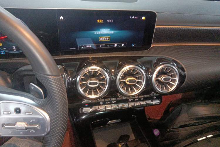 Used Mercedes-Benz A-Class 2020 Restyled A 200 L Sport Sedan Fashion Version Audio And AC Panel