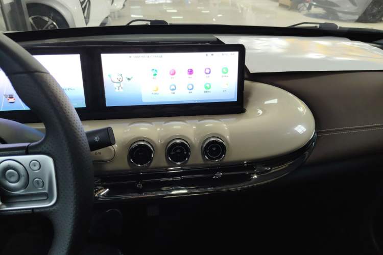 Used Wuling Bingo 2023 333 km Lingxi Connected+ Version