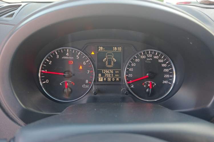 Used Dongfeng Fengdu MX6 2015 2.0L CVT 4x4 Dream Edition
