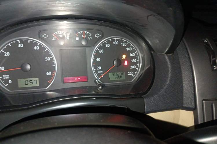 Used Volkswagen Polo 2009 Jingqu 1.4L Automatic Elegant Edition Odometer Close Up