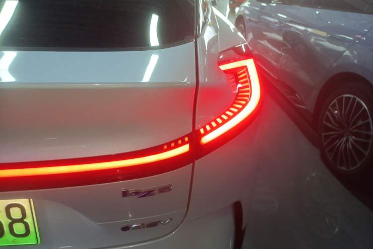 Used Toyota bZ5 2025 Model 550 PRO
