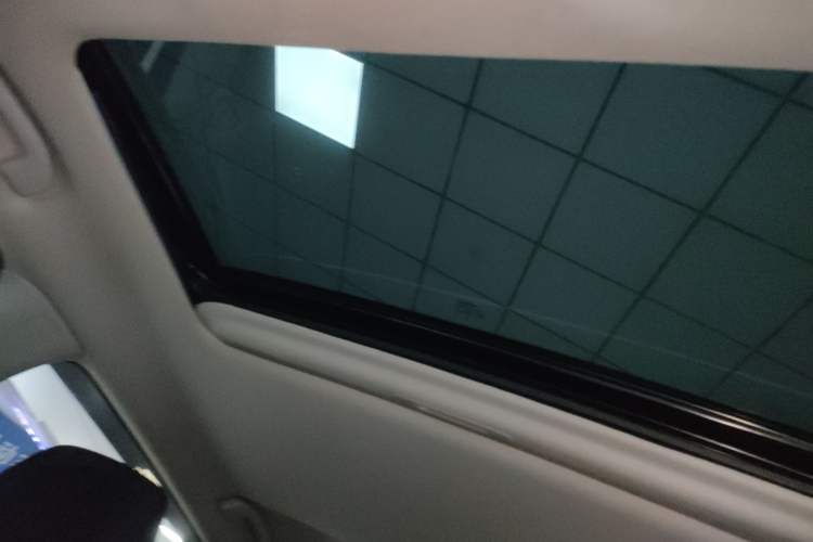 Used Nissan Lannia 2020 1.6L CVT Cool Edition Headliner