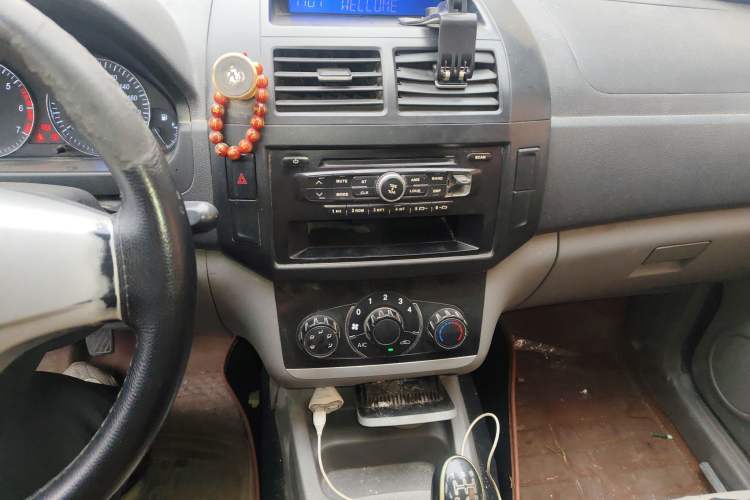 Used BAIC Weiwang M20 2014 1.5L Basic Version BJ415B
