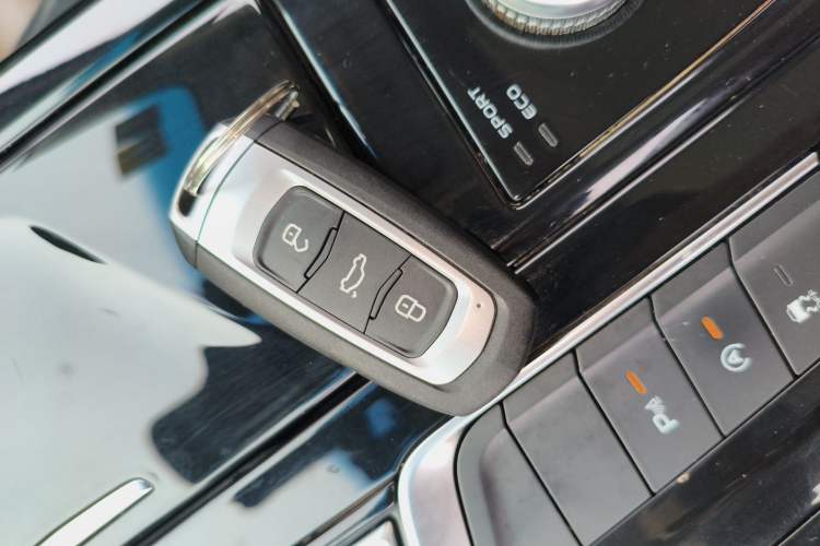 Used Geely Auto Emgrand GT 2018 1.5T MHEV Yaozhi Edition
