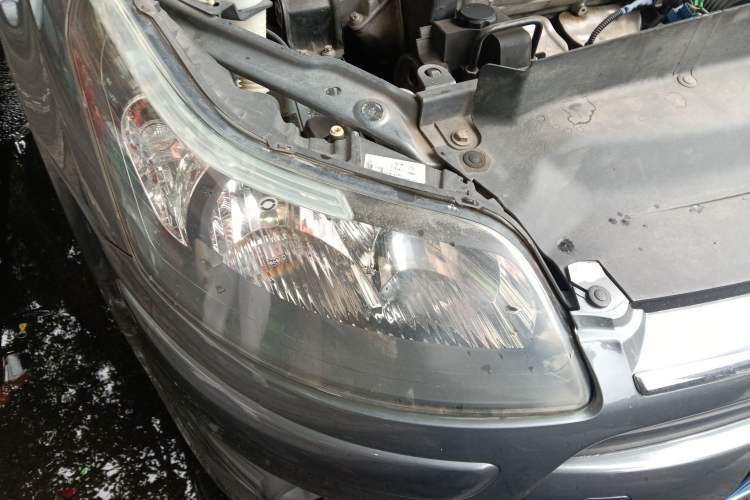 Used Citroen C-Quatre 2011 Sedan 1.6L Manual Fashion Edition
