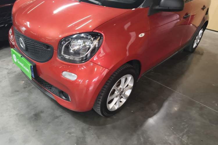 Used smart forfour 2016 1.0L 52 kW Dynamic Edition