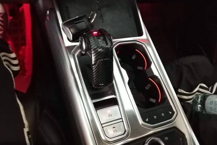 Used Tank 400 New Energy 2024 Hi4-T Off-Road Edition Gear Lever