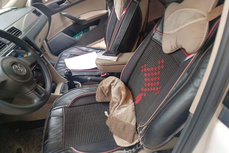 Used Volkswagen Santana 2013 1.6L Manual Comfort Edition Left Front Seat