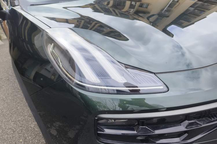 Used Lynk & Co 06 2023 Remix 1.5T Hero Right Front Headlight