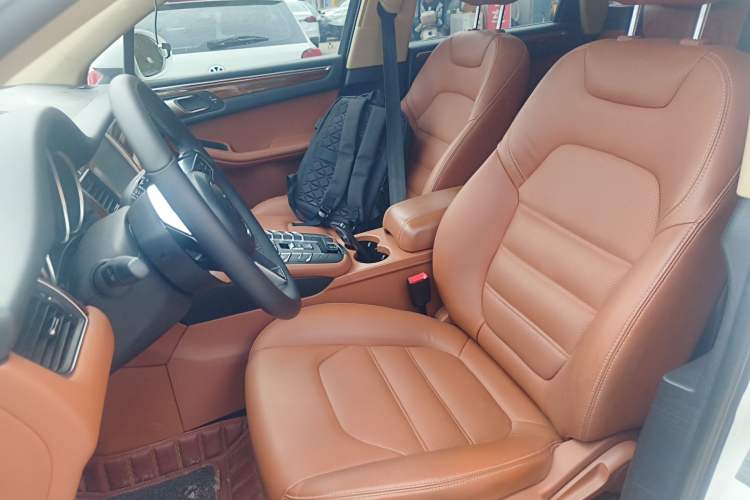 Used Zotye SR9 2017 2.0T Automatic Ultimate Light Edition
