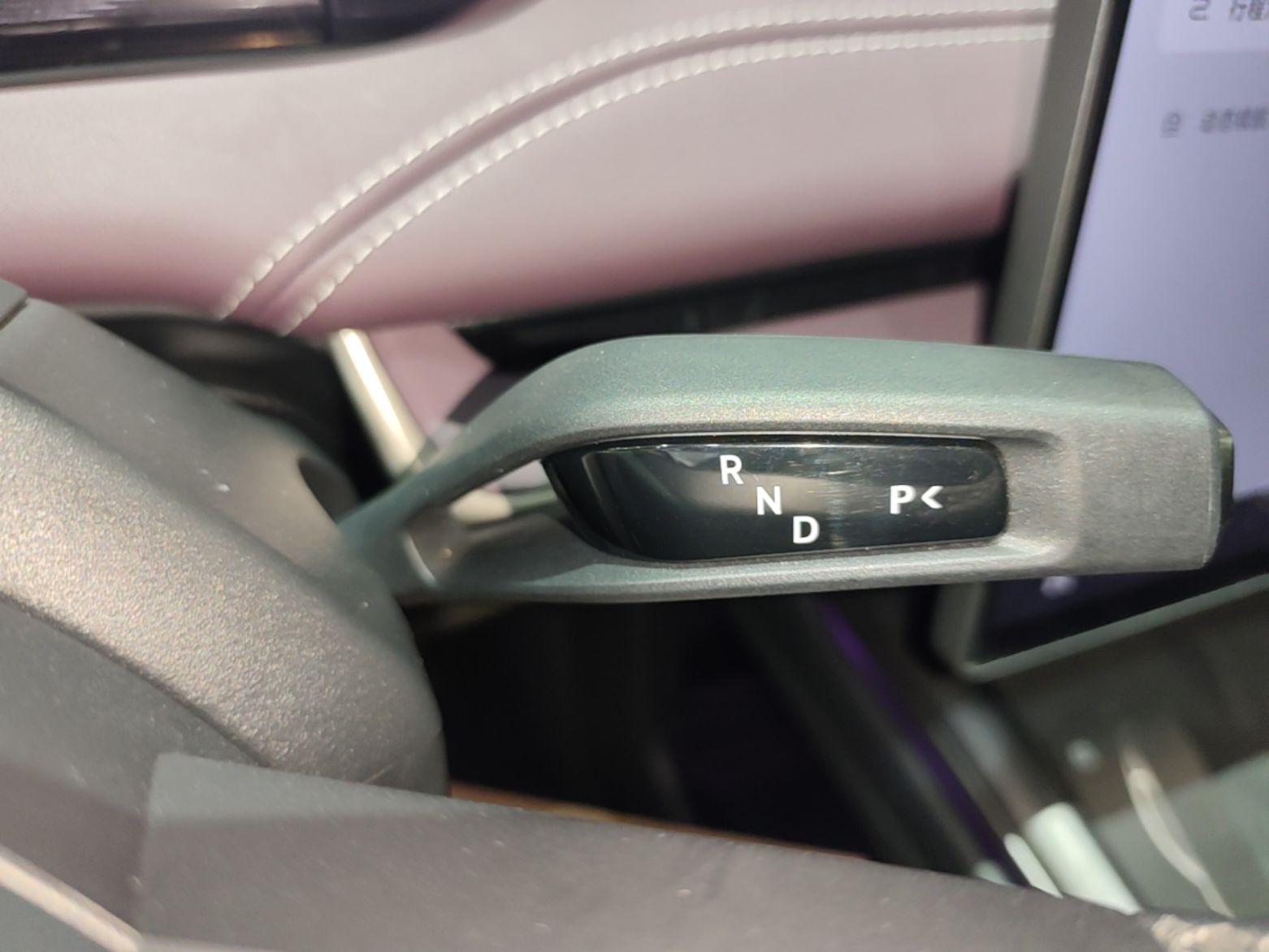 Xiaomi Auto SU7 2024 Rear-Drive Long-Range Intelligent Driving Version — снимка 16