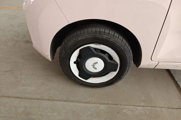 Used Wuling Hongguang MINIEV 2021 Macaron Fashion Model Lithium Iron Phosphate