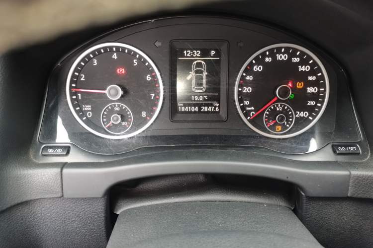 Used Volkswagen Tiguan 2015 1.8TSI Automatic Two-Wheel Drive Comfort Edition Instrument Cluster