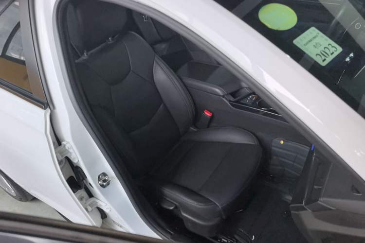 Used Cadillac CT4 2021 28T Fashion Edition Right Front Seat