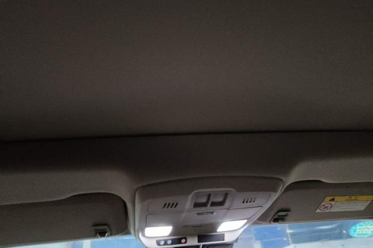 Used Buick Envision 2019 20T Two-Wheel Drive Luxury Version China VI Standard
