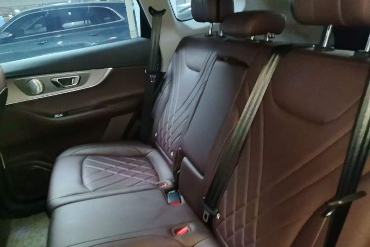 Used Chery Tiggo 8 PRO 2024 Champion Edition 390T Two-Wheel Drive Peak Version 5 Seats