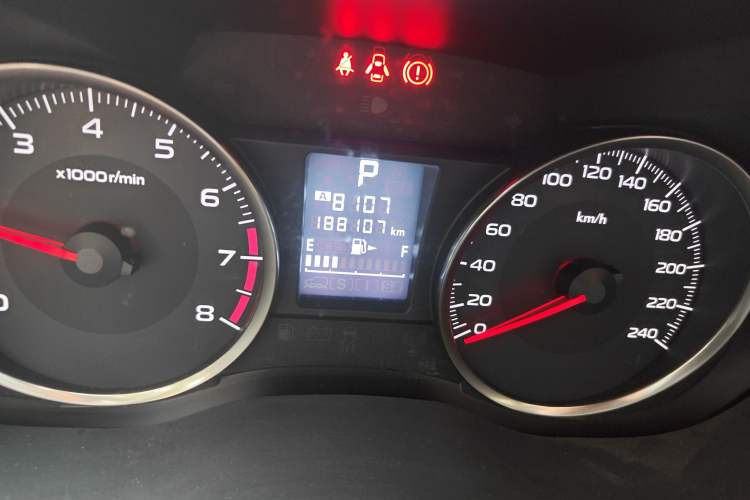 Used Subaru XV 2014 2.0i Luxury Edition Odometer Close Up