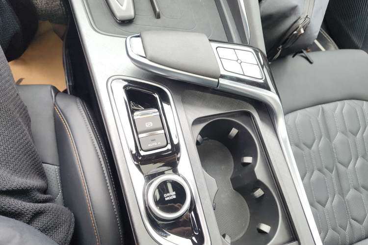 Used Changan UNI-T 2022 1.5T Prestige Version
