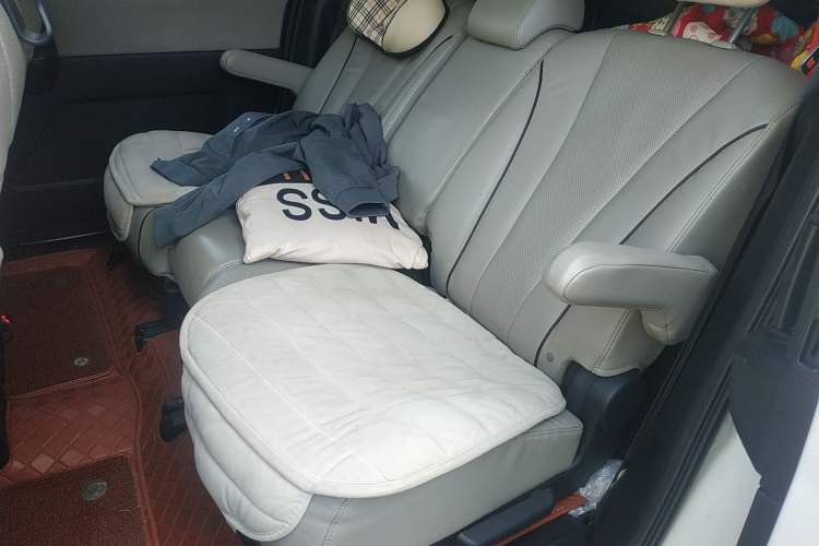 Used Mazda 5 2013 2.0L Automatic Luxury Edition Left Rear Seat