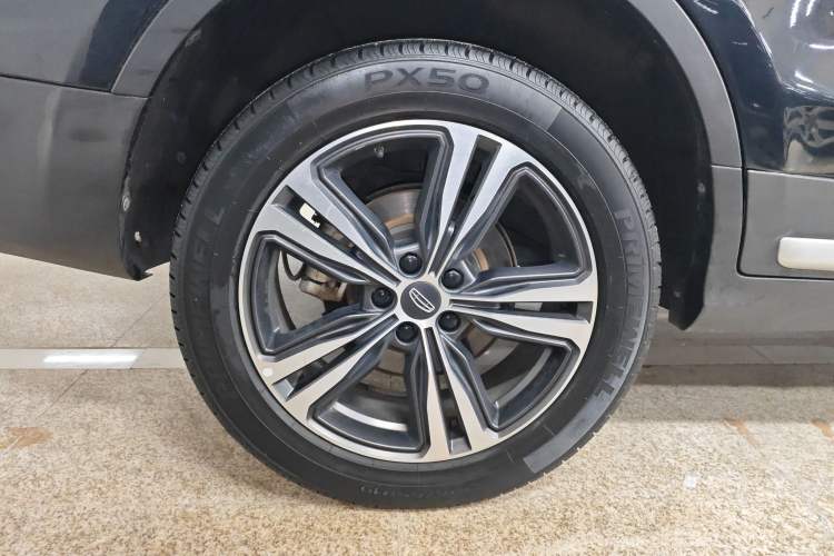 Used Geely Auto Emgrand X7 Sport 2022 1.8TD DCT Zhiya Trim Right Rear Wheel Hub