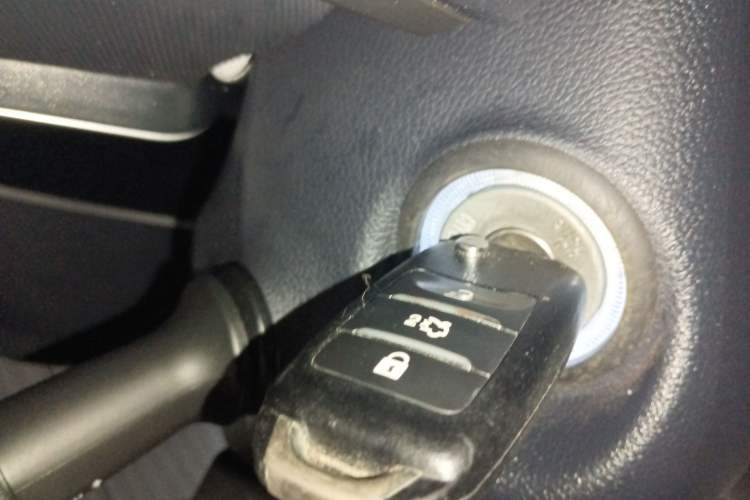 Used CHANGAN OSHAN X7 2021 1.5T Manual Luxury Version
