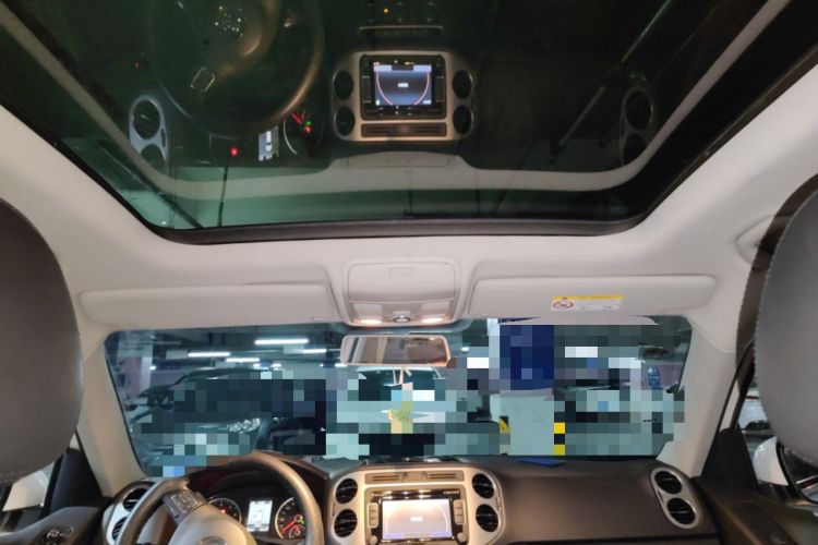 Used Volkswagen Tiguan 2013 1.8TSI Automatic Two-Wheel Drive Luxury Model Headliner