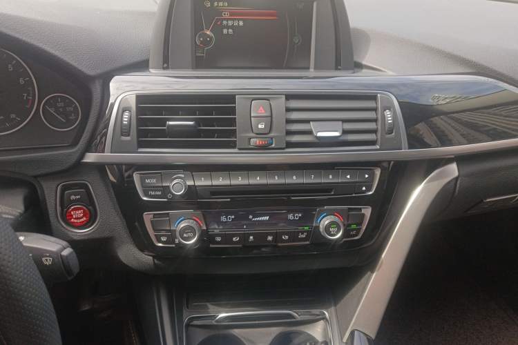 Used BMW 3 Series 2017 320Li Fashion Model