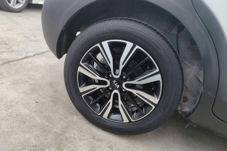 Used Kia kx1 Stonic 2019 1.4L Automatic Sport Edition China VI