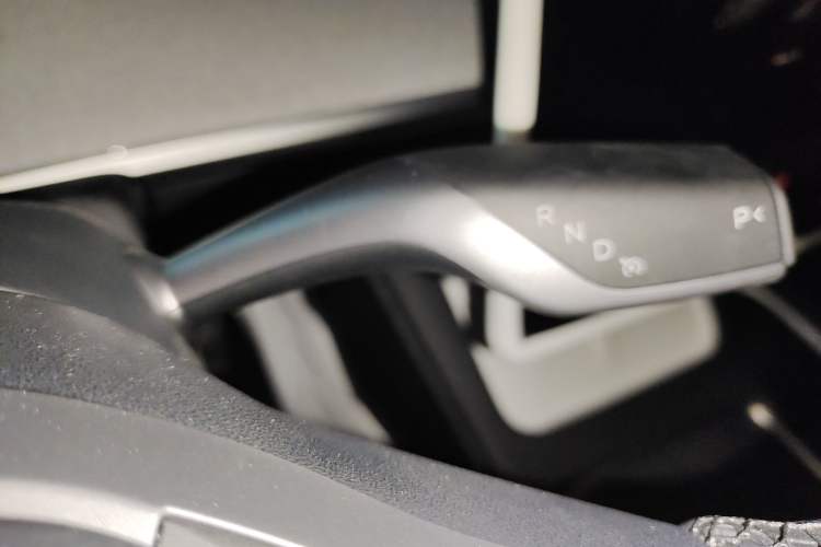 Used Tesla Model Y 2024 Rear-Wheel-Drive Version