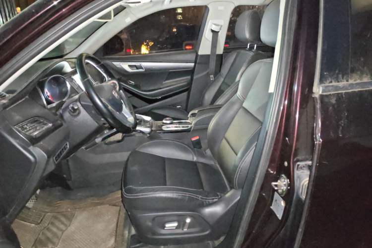 Used Zotye SR7 2017 1.5T CVT Cube Dream Edition
